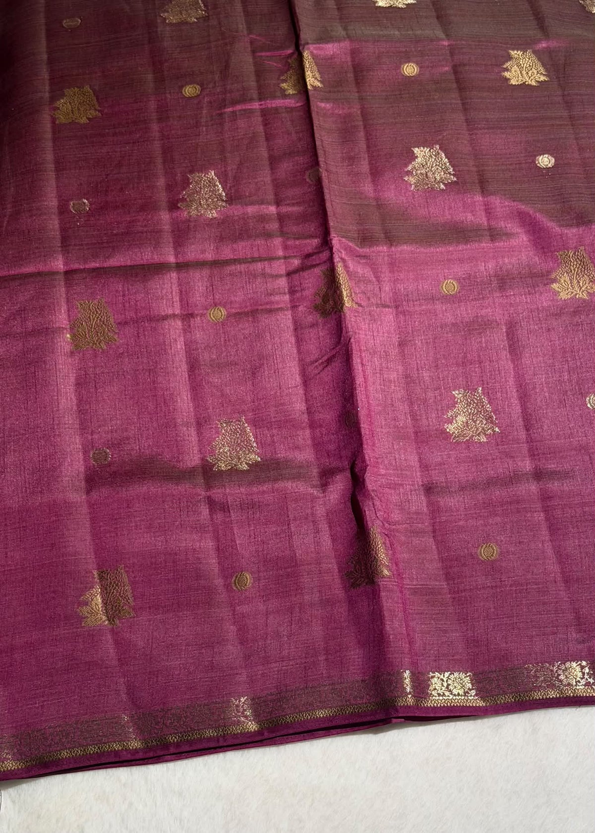 Semi Tussar Silk Saree With Blouse Piece