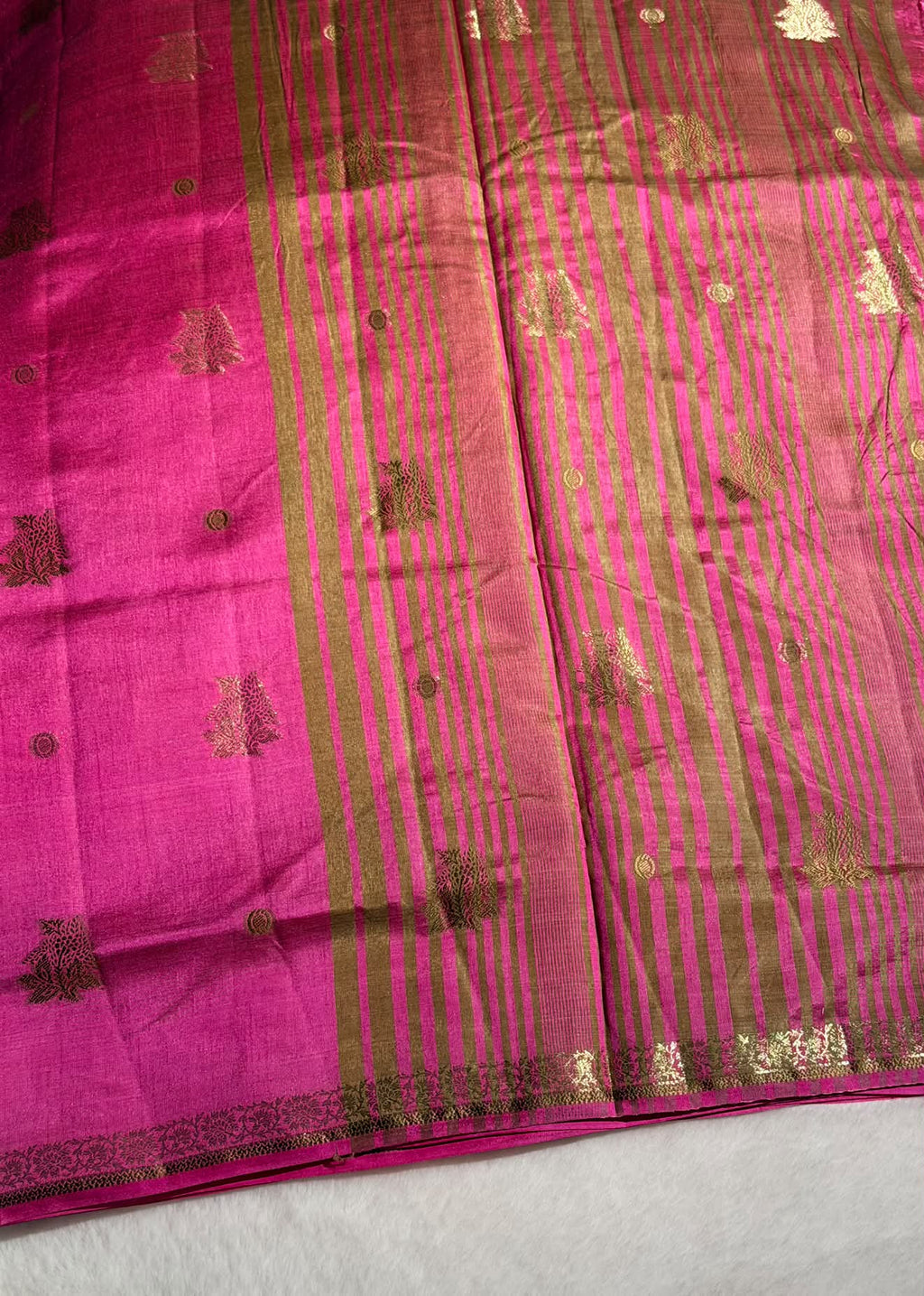 Semi Tussar Silk Saree With Blouse Piece