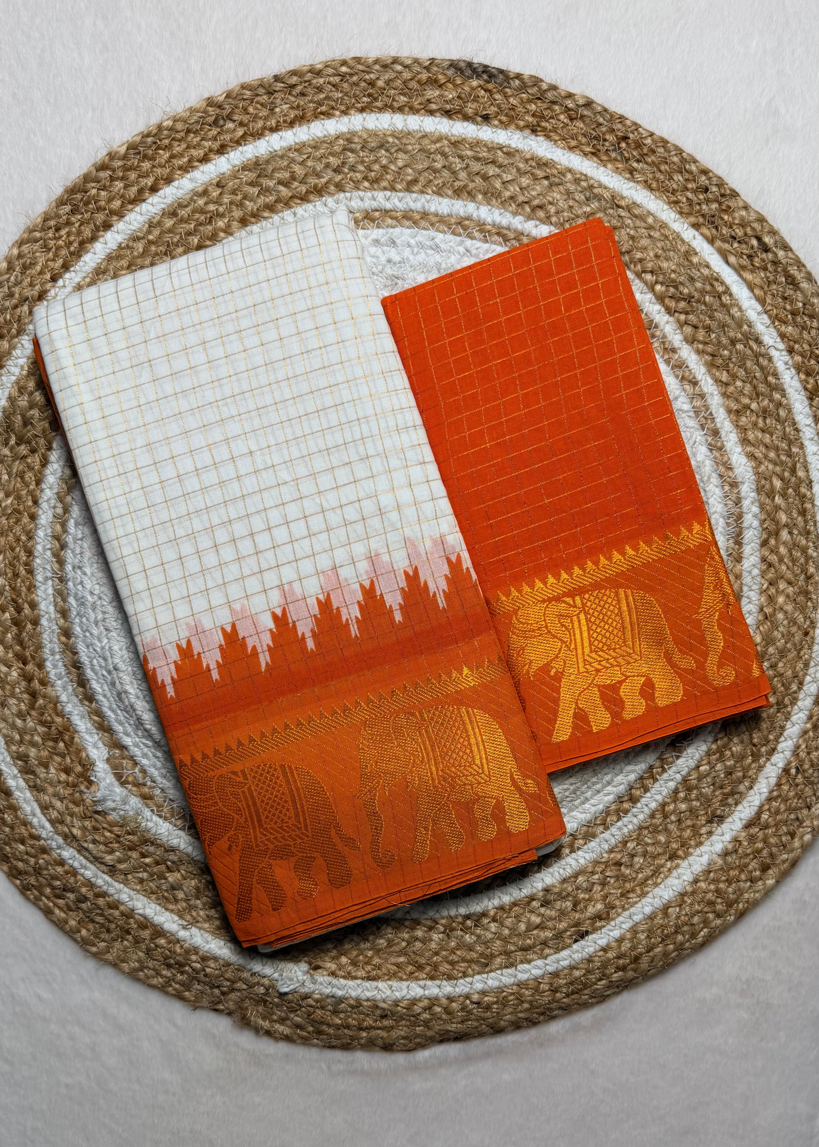 Traditional Madurai Sungudi Cotton Saree with Blouse Piece