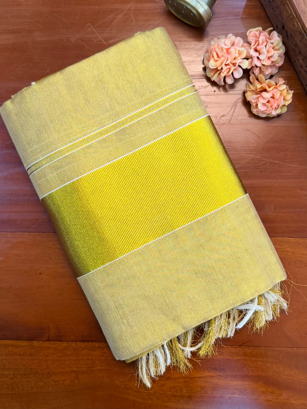 Premium Tissue Temple Set Mundu