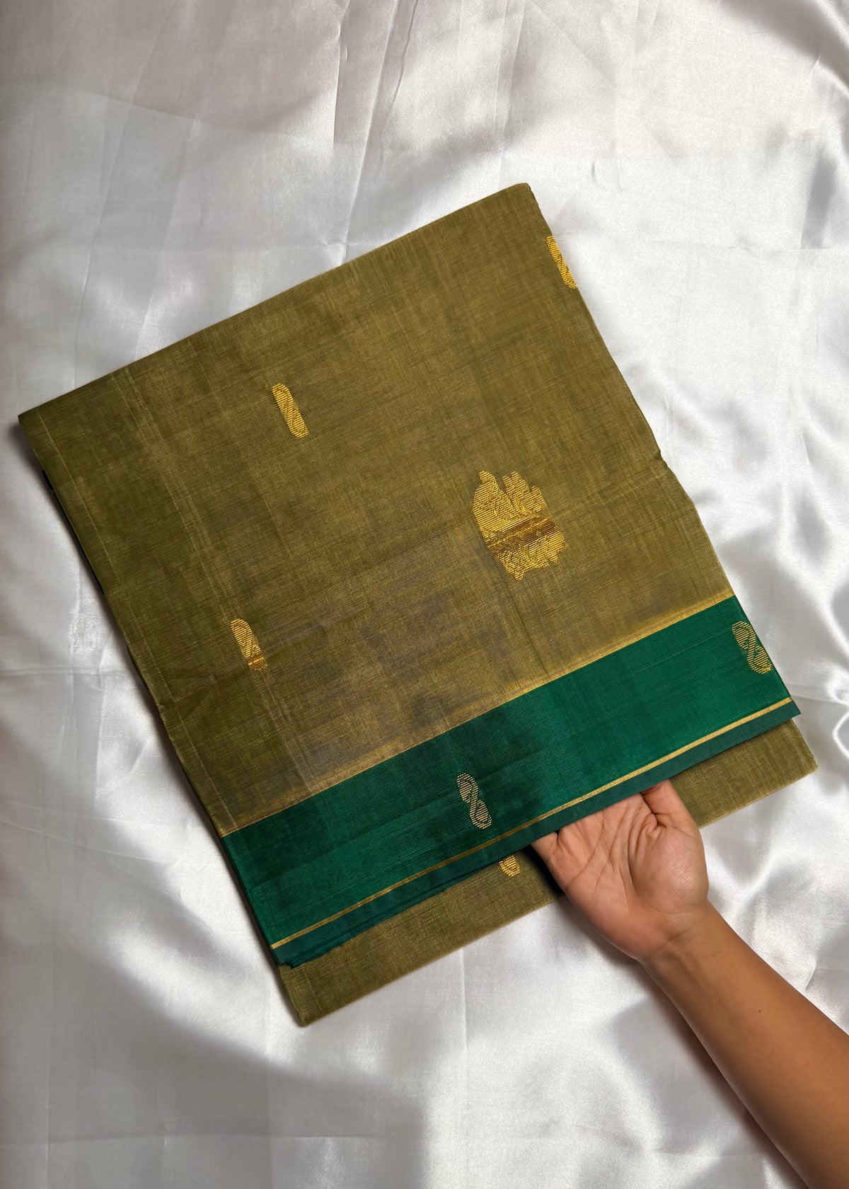Handloom Vegan Silk Saree