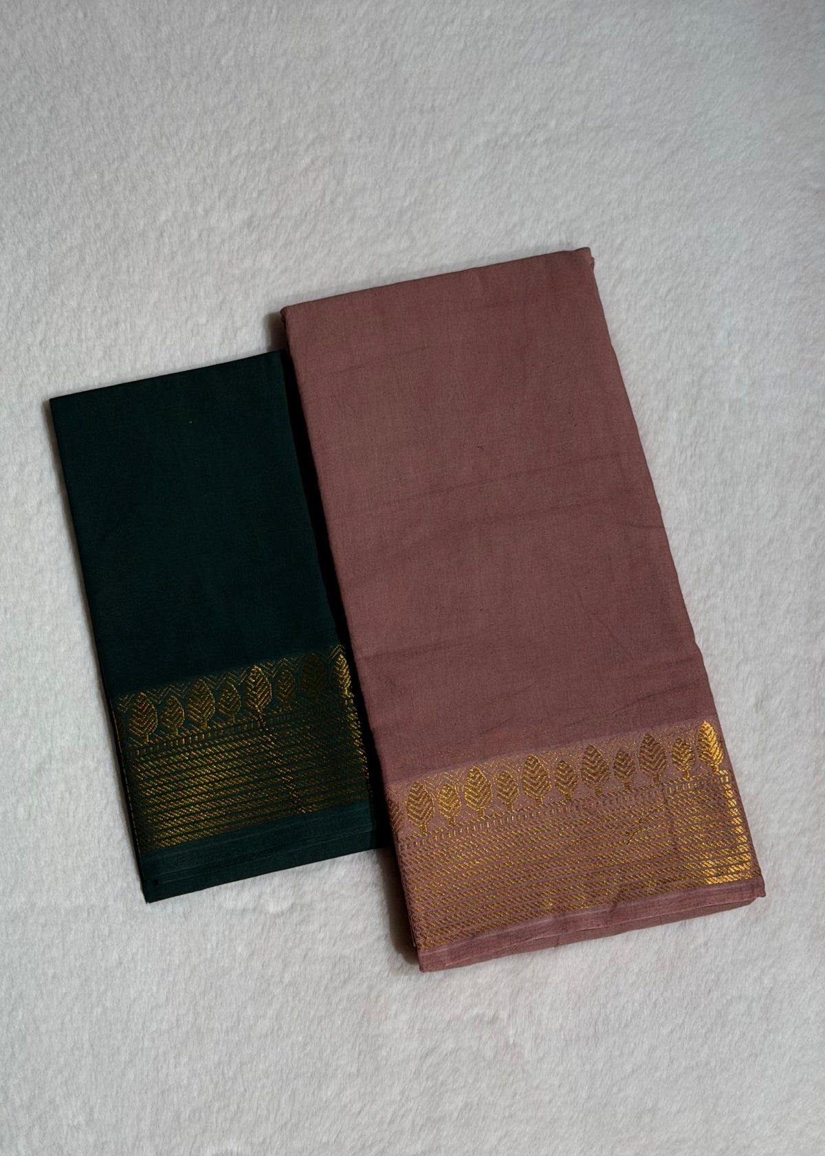 Traditional Madurai Sungudi Cotton Saree With Blouse Piece