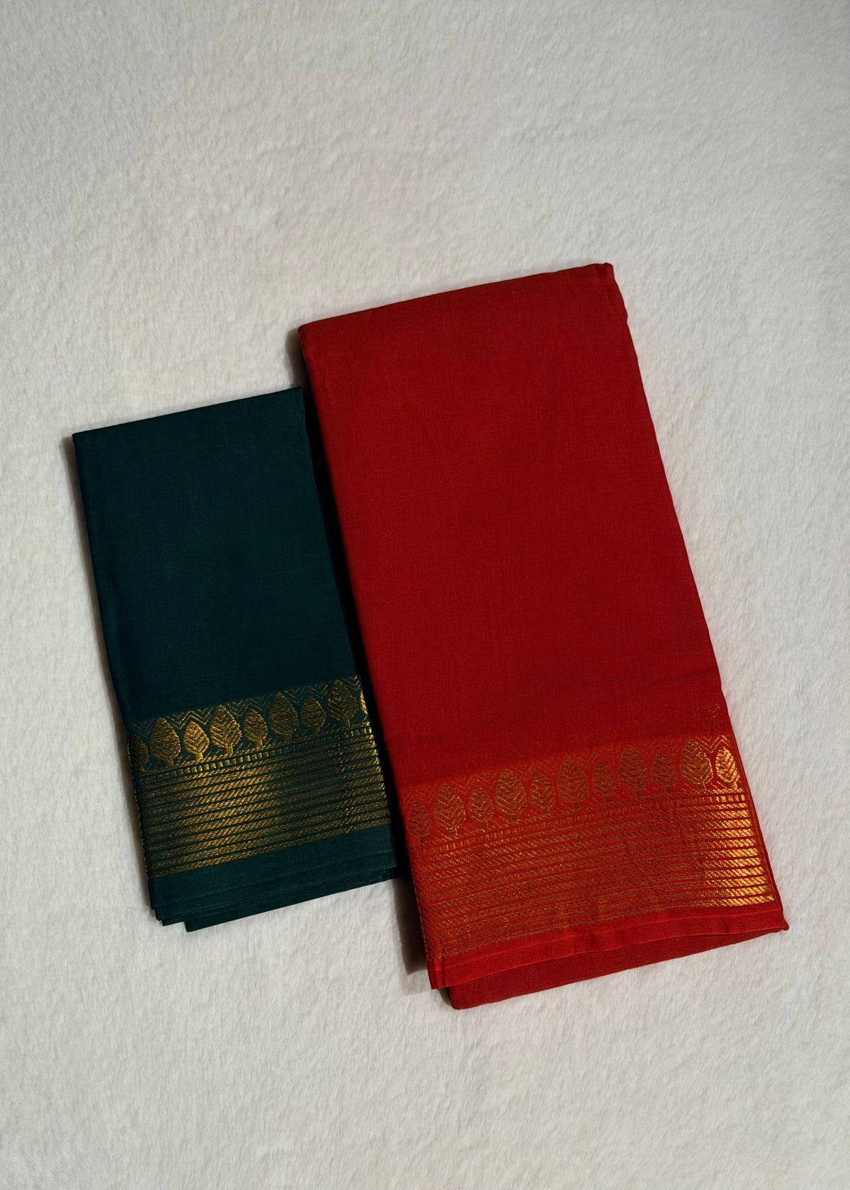 Traditional Madurai Sungudi Cotton Saree With Blouse Piece