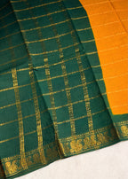 Traditional Madurai Sungudi Cotton Saree With Blouse Piece