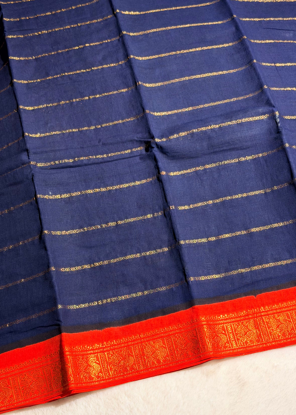 Traditional Madurai Sungudi Cotton Saree With Blouse Piece