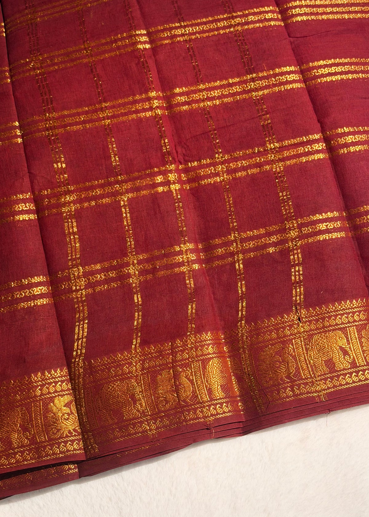 Traditional Madurai Sungudi Cotton Saree With Blouse Piece