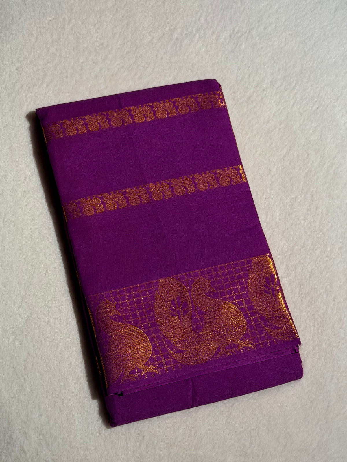 Traditional Madurai Sungudi Cotton Saree With Blouse Piece