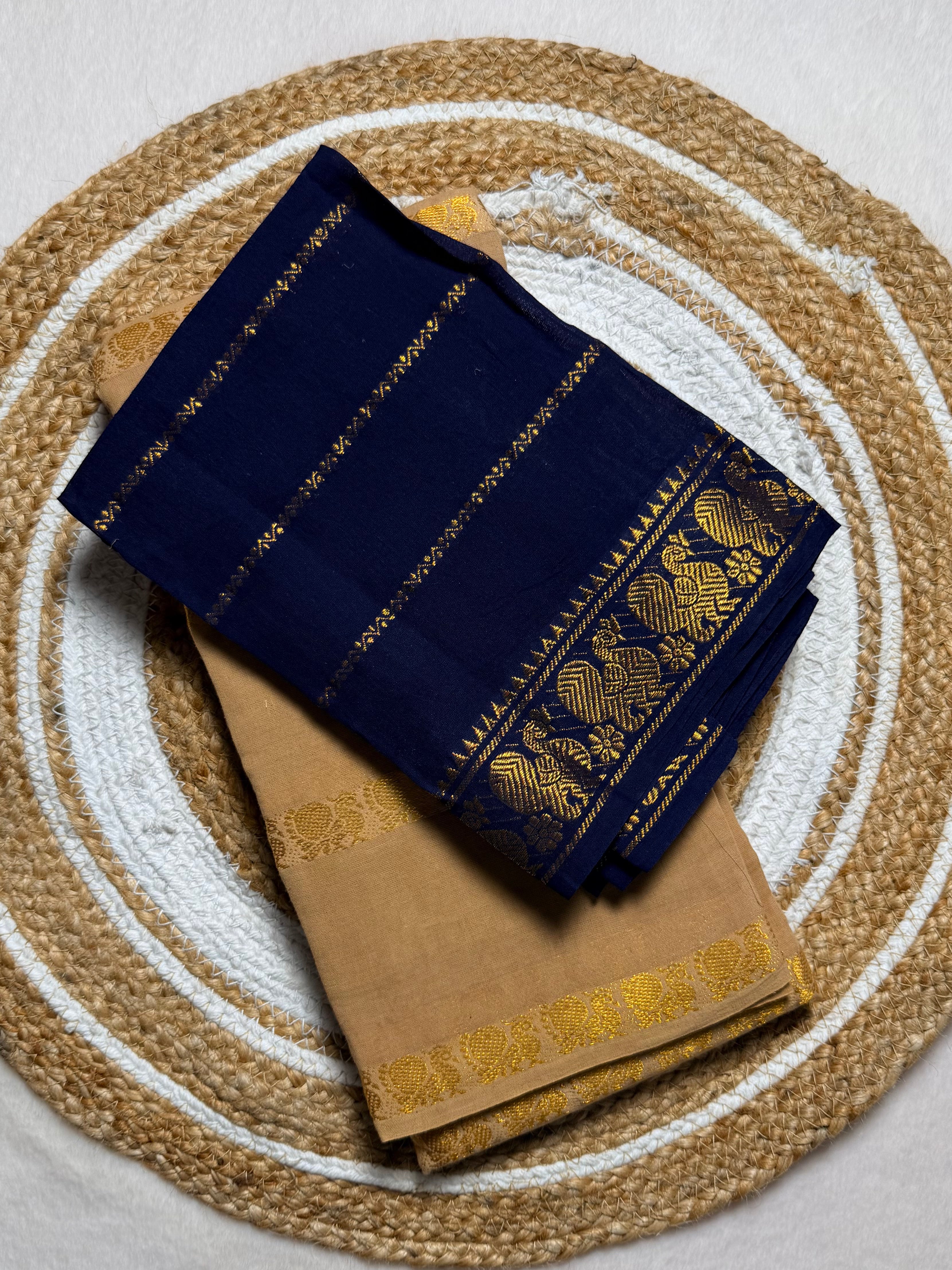 Traditional Madurai Sungudi Cotton Saree with Blouse Piece