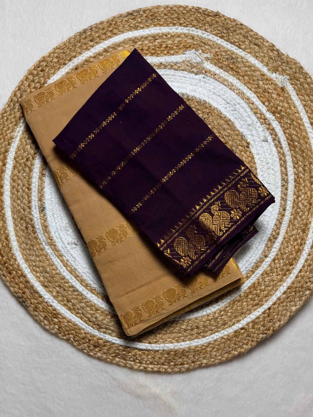 Traditional Madurai Sungudi Cotton Saree with Blouse Piece