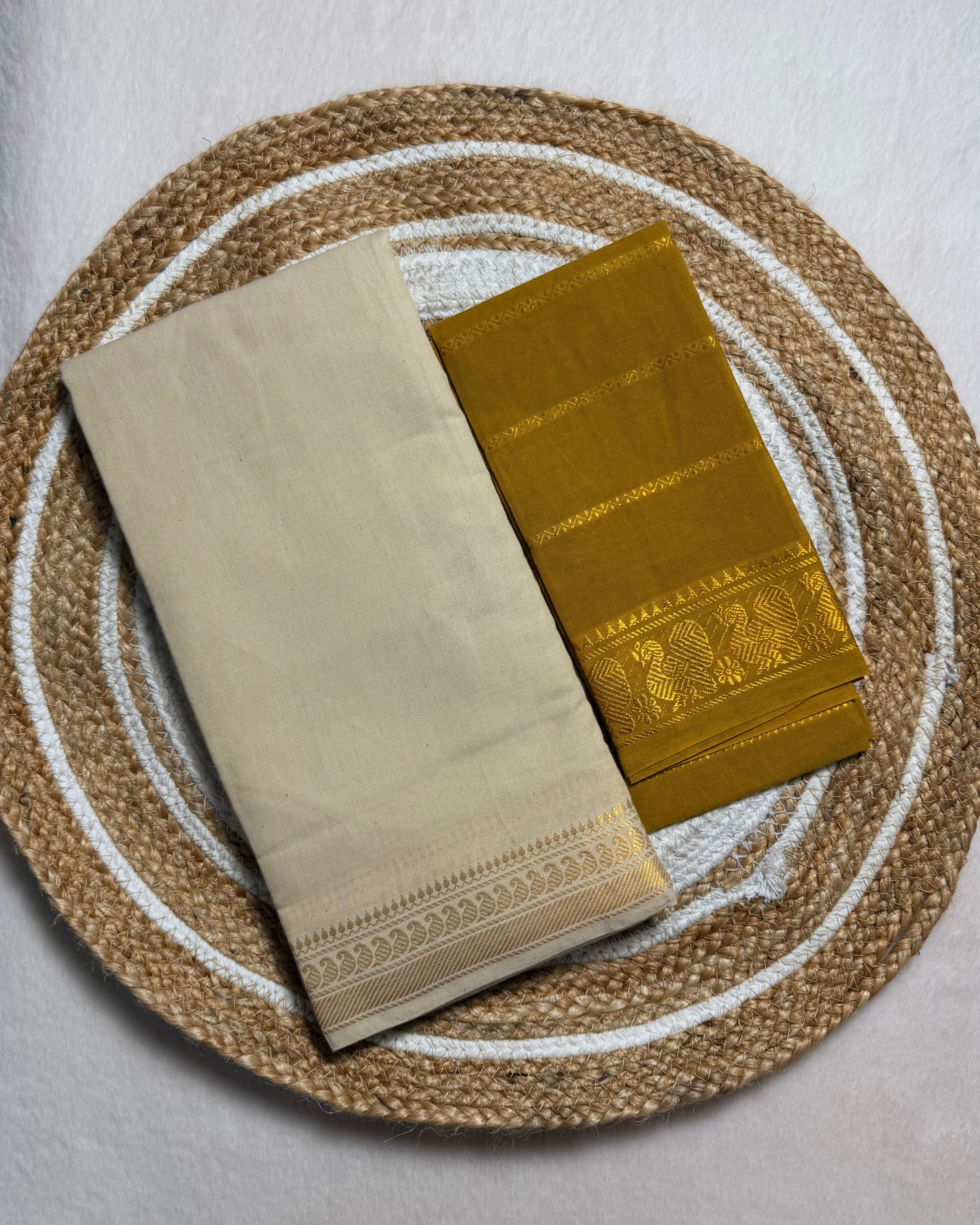 Traditional Madurai Sungudi Cotton Saree with Blouse Piece