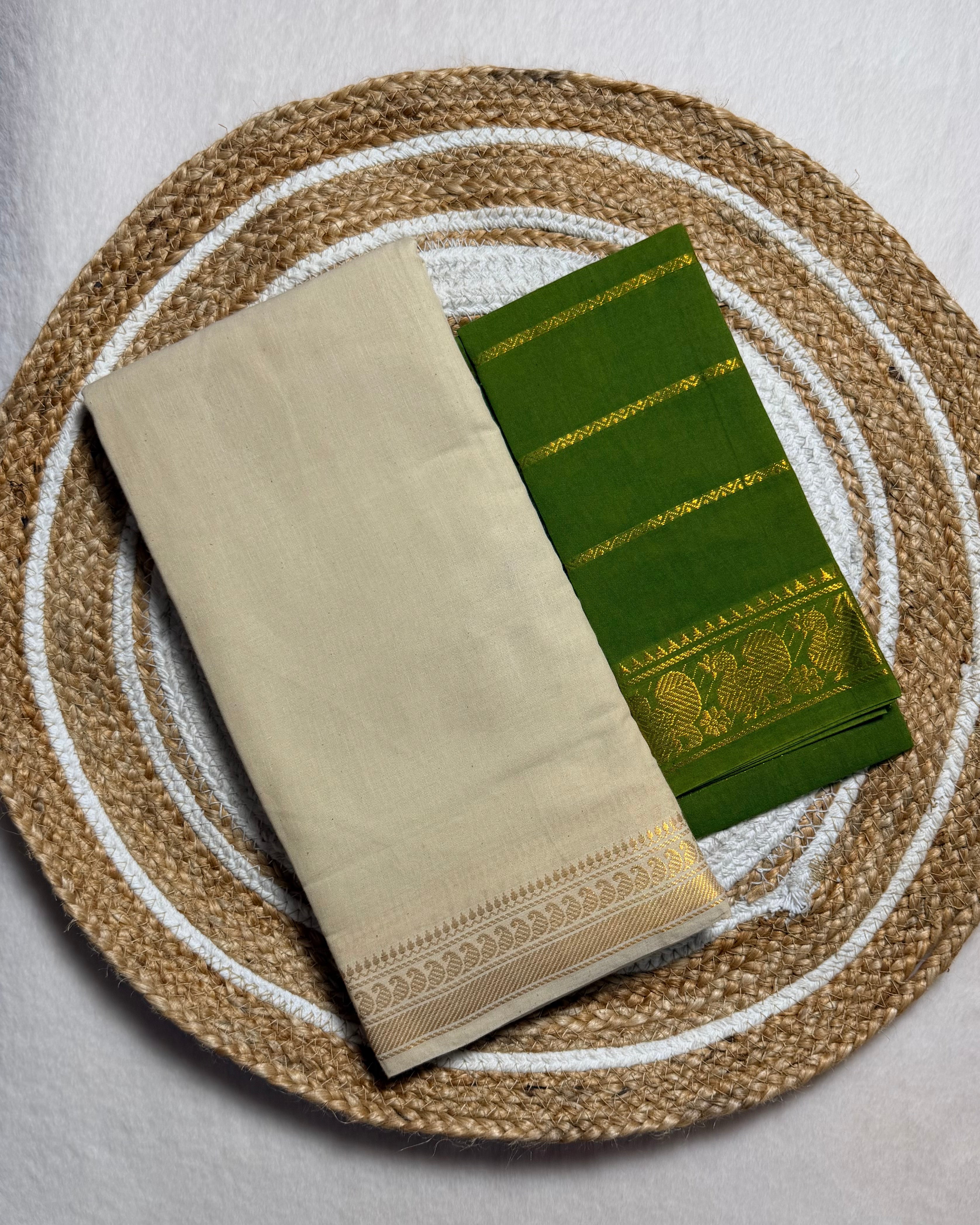 Traditional Madurai Sungudi Cotton Saree with Blouse Piece
