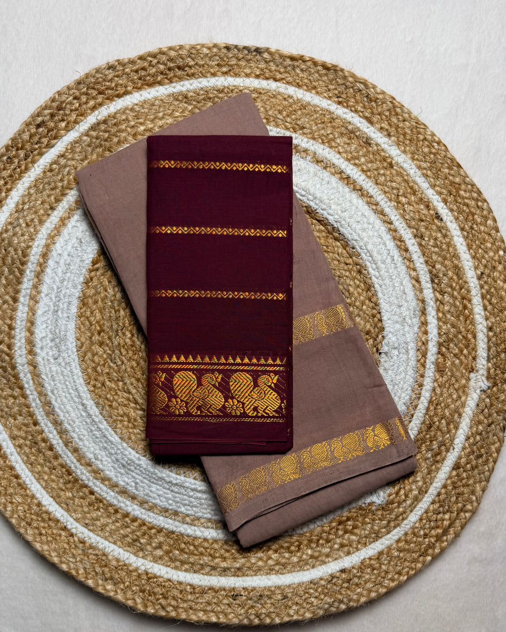 Traditional Madurai Sungudi Cotton Saree with Blouse Piece