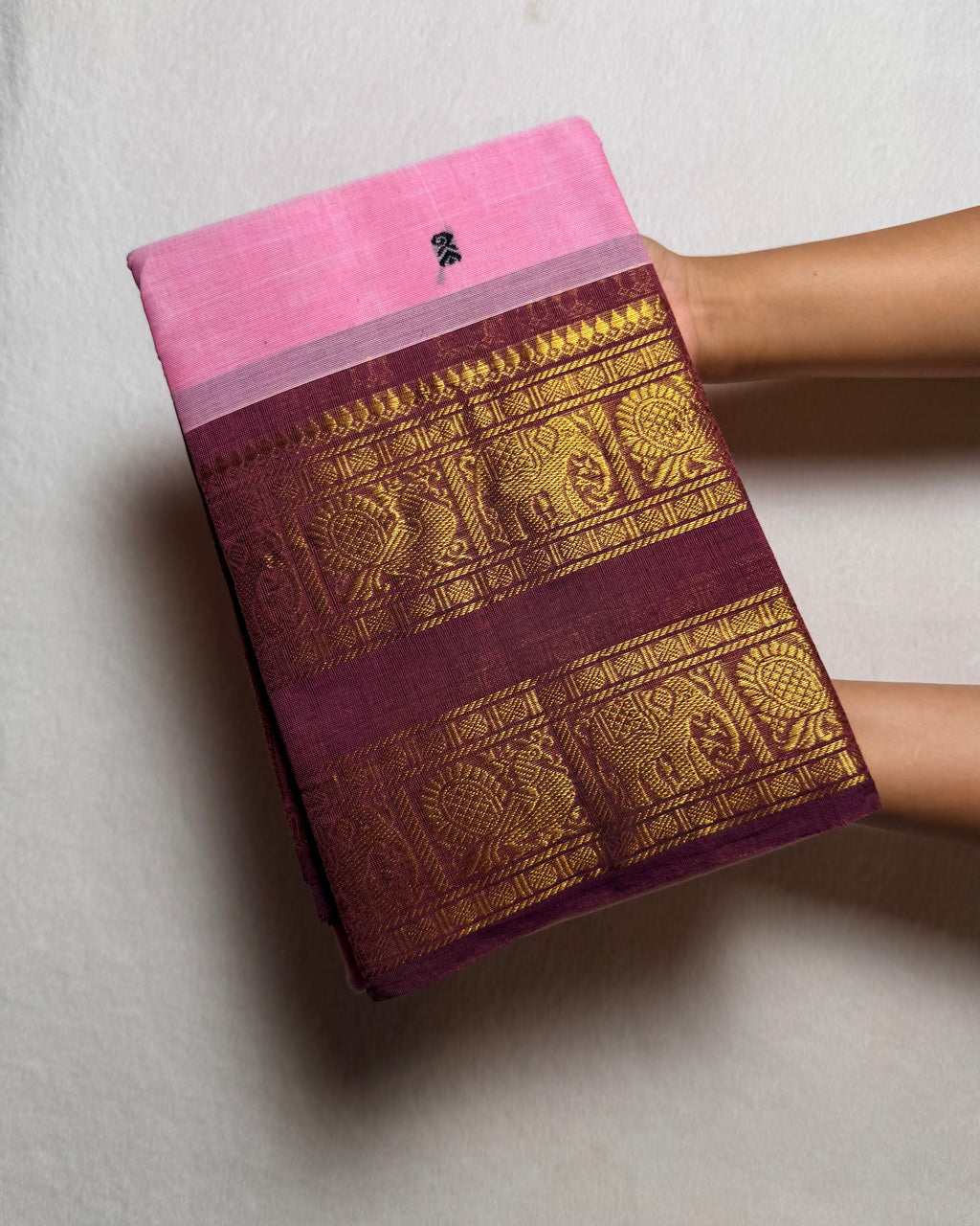 Premium Zari Kanchi Cotton Saree