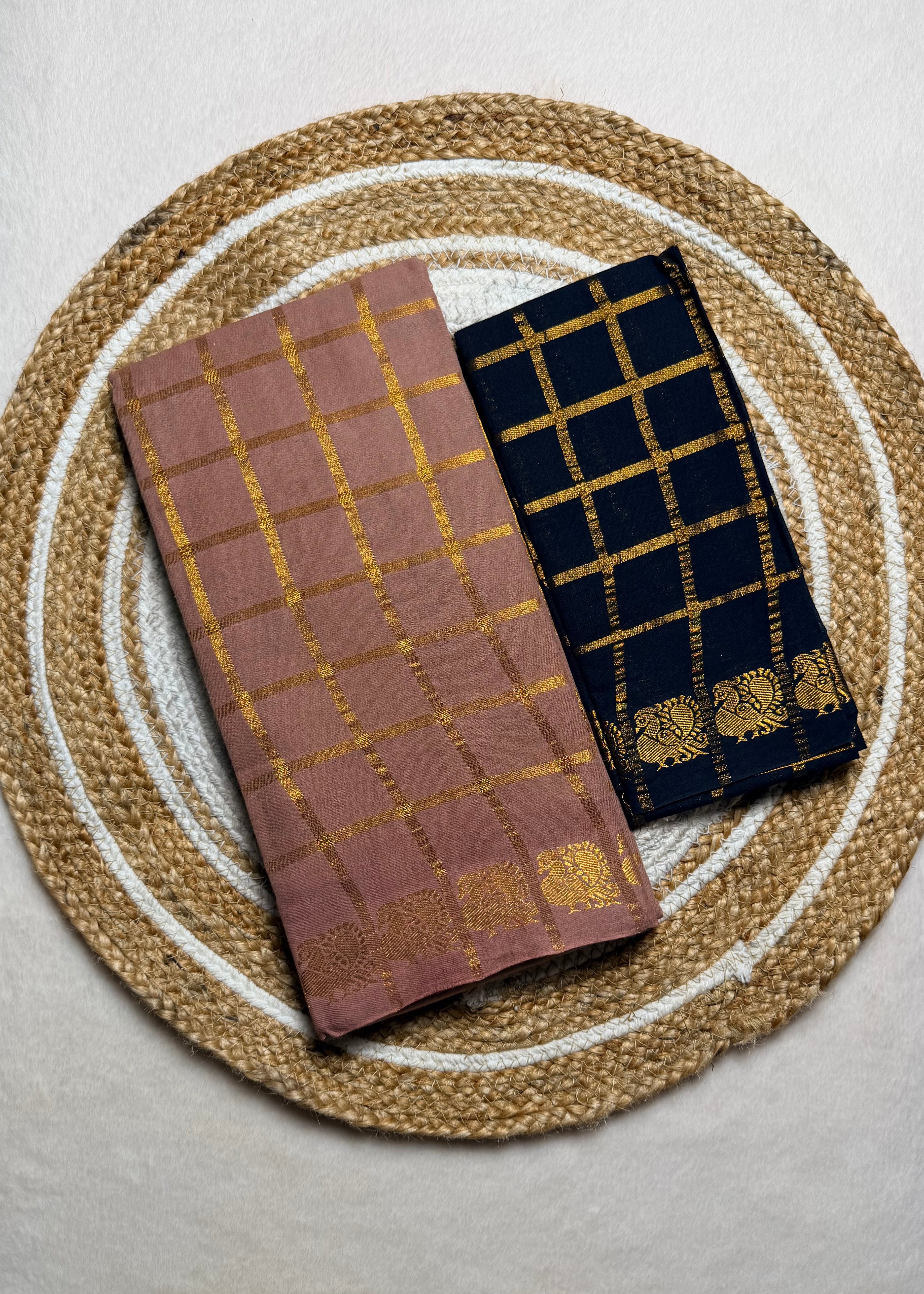 Traditional Madurai Sungudi Cotton Saree with Blouse Piece