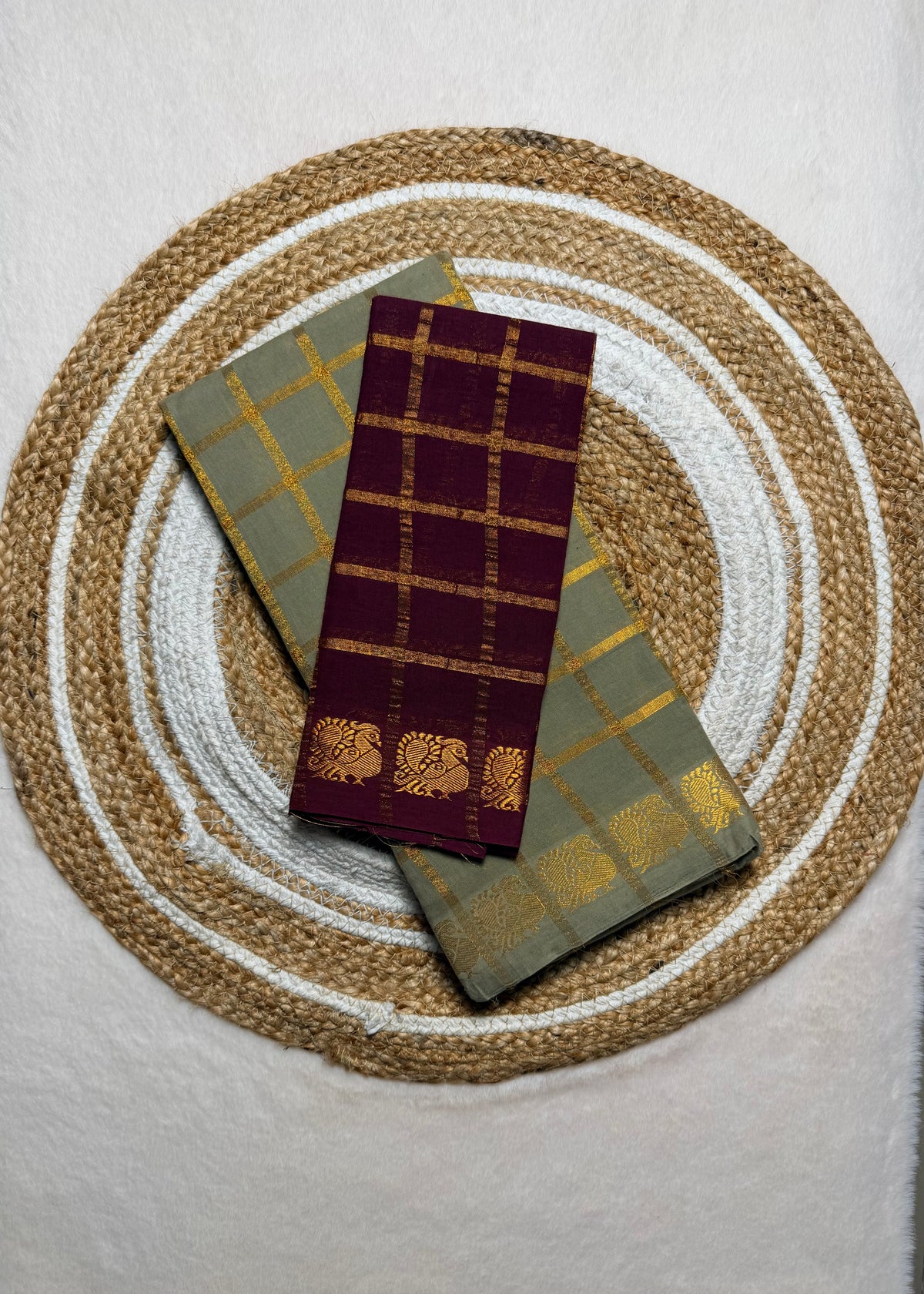 Traditional Madurai Sungudi Cotton Saree with Blouse Piece