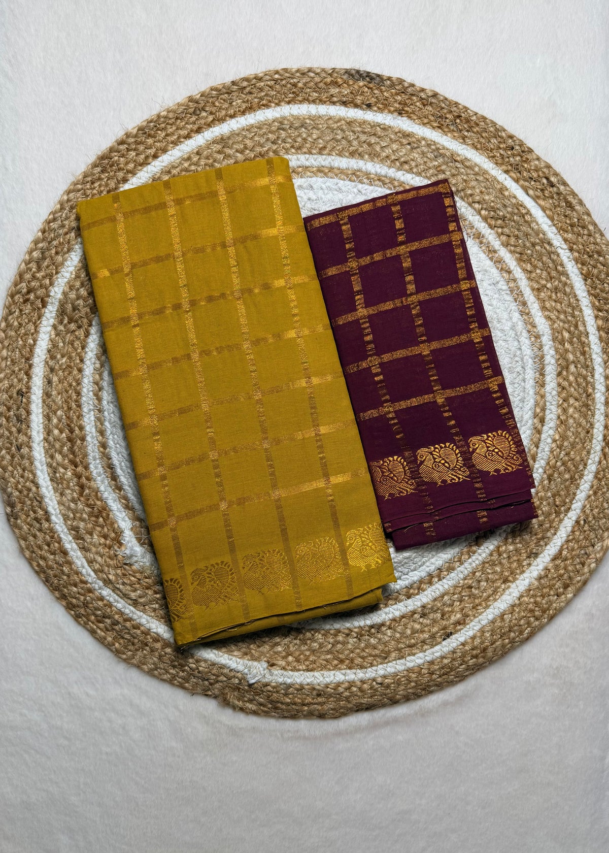 Traditional Madurai Sungudi Cotton Saree with Blouse Piece