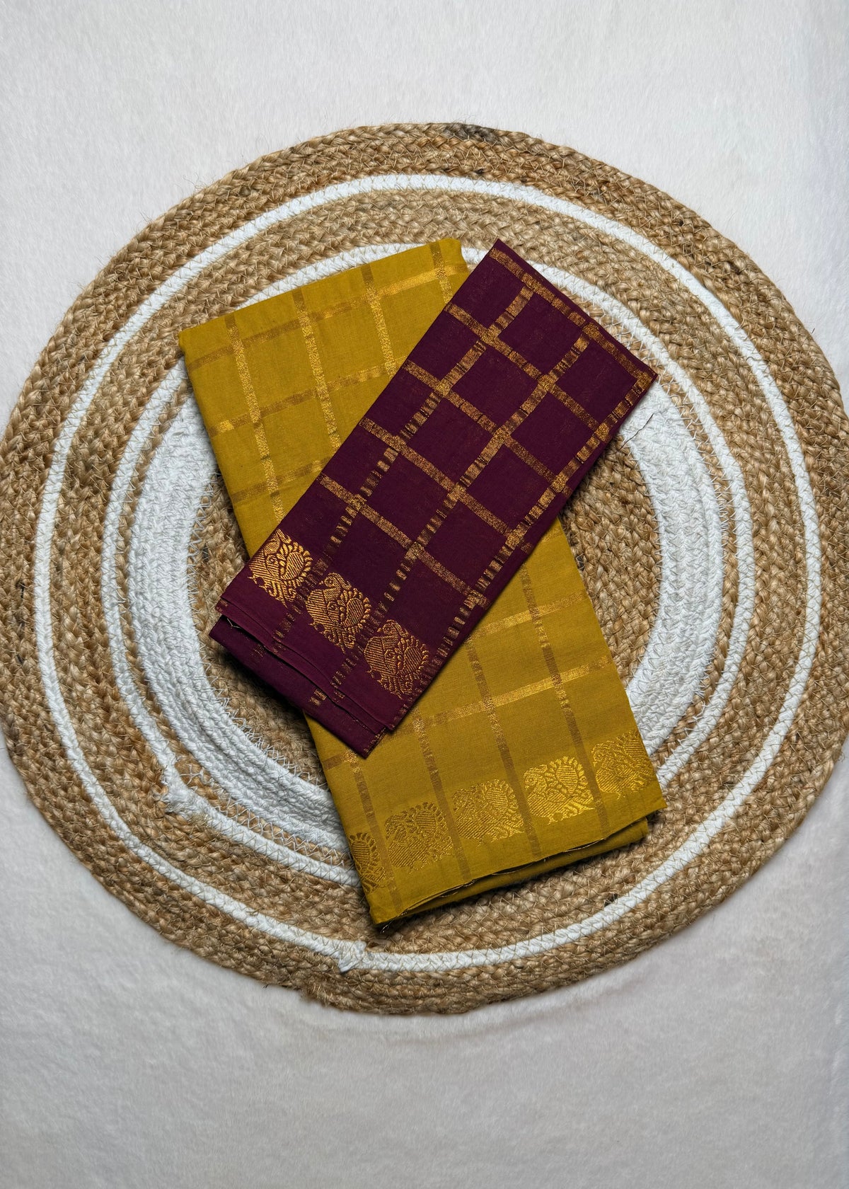 Traditional Madurai Sungudi Cotton Saree with Blouse Piece