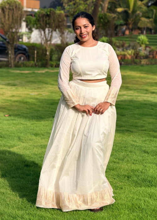 Kasavu Pattu Pavada