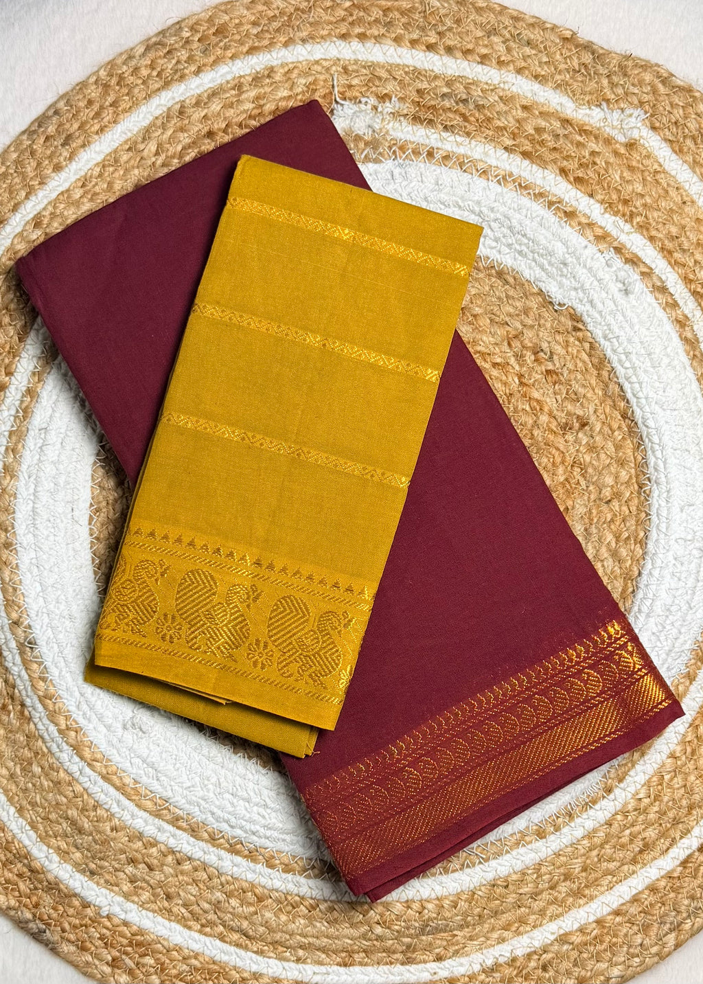 Traditional Madurai Sungudi Cotton Saree with Blouse Piece