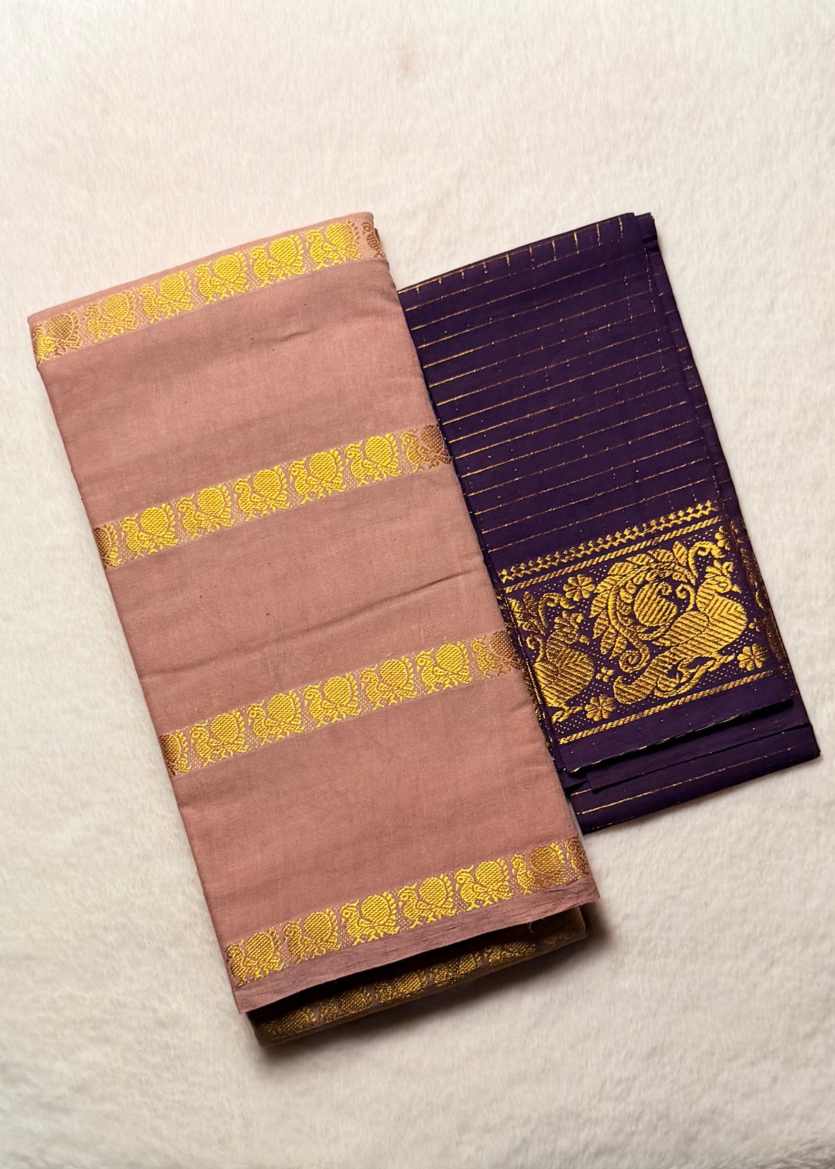 Traditional Madurai Sungudi Cotton Saree with Blouse Piece