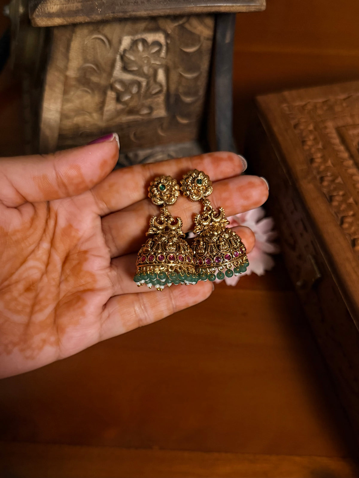 Premium Antique Jumka
