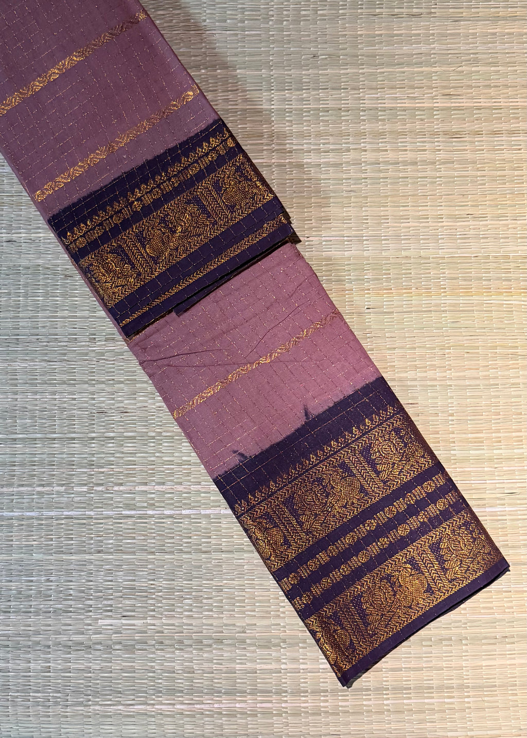 Traditional Madurai Sungudi Cotton Saree with Blouse Piece