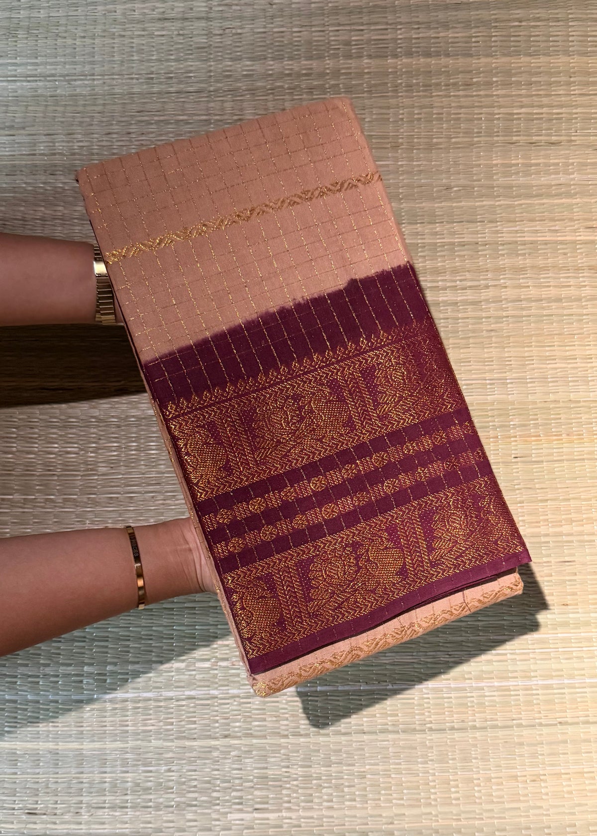 Traditional Madurai Sungudi Cotton Saree with Blouse Piece