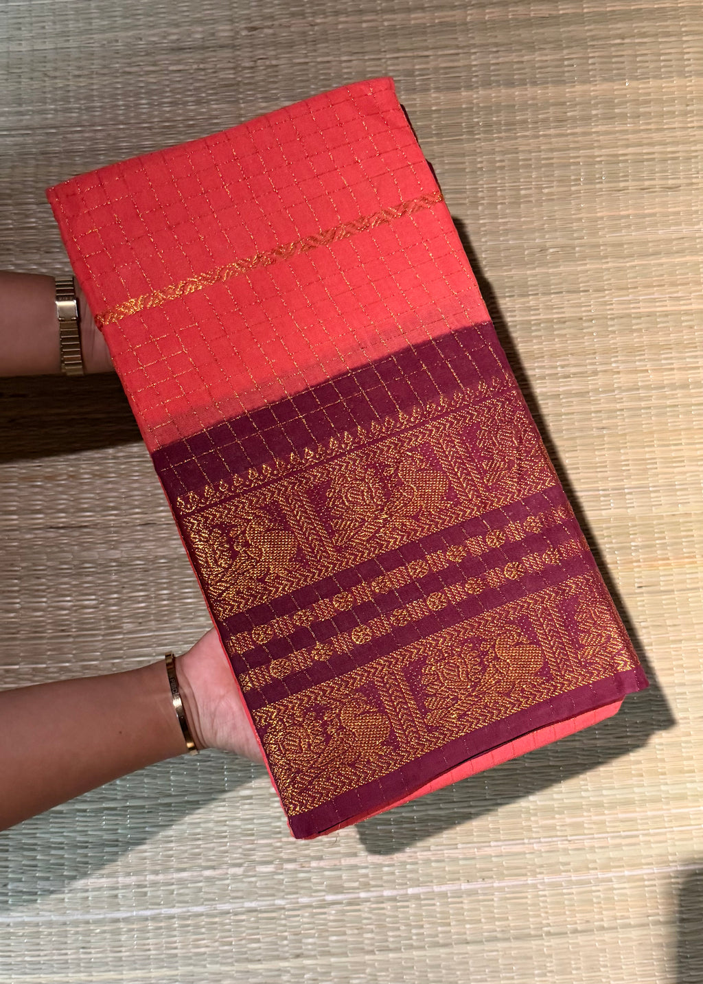 Traditional Madurai Sungudi Cotton Saree with Blouse Piece
