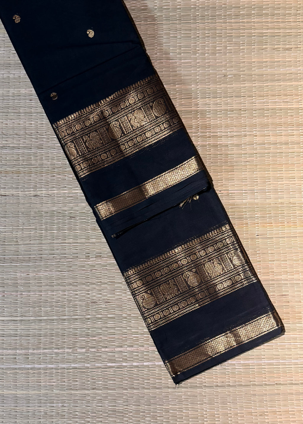 Premium Zari Kanchi Cotton Saree
