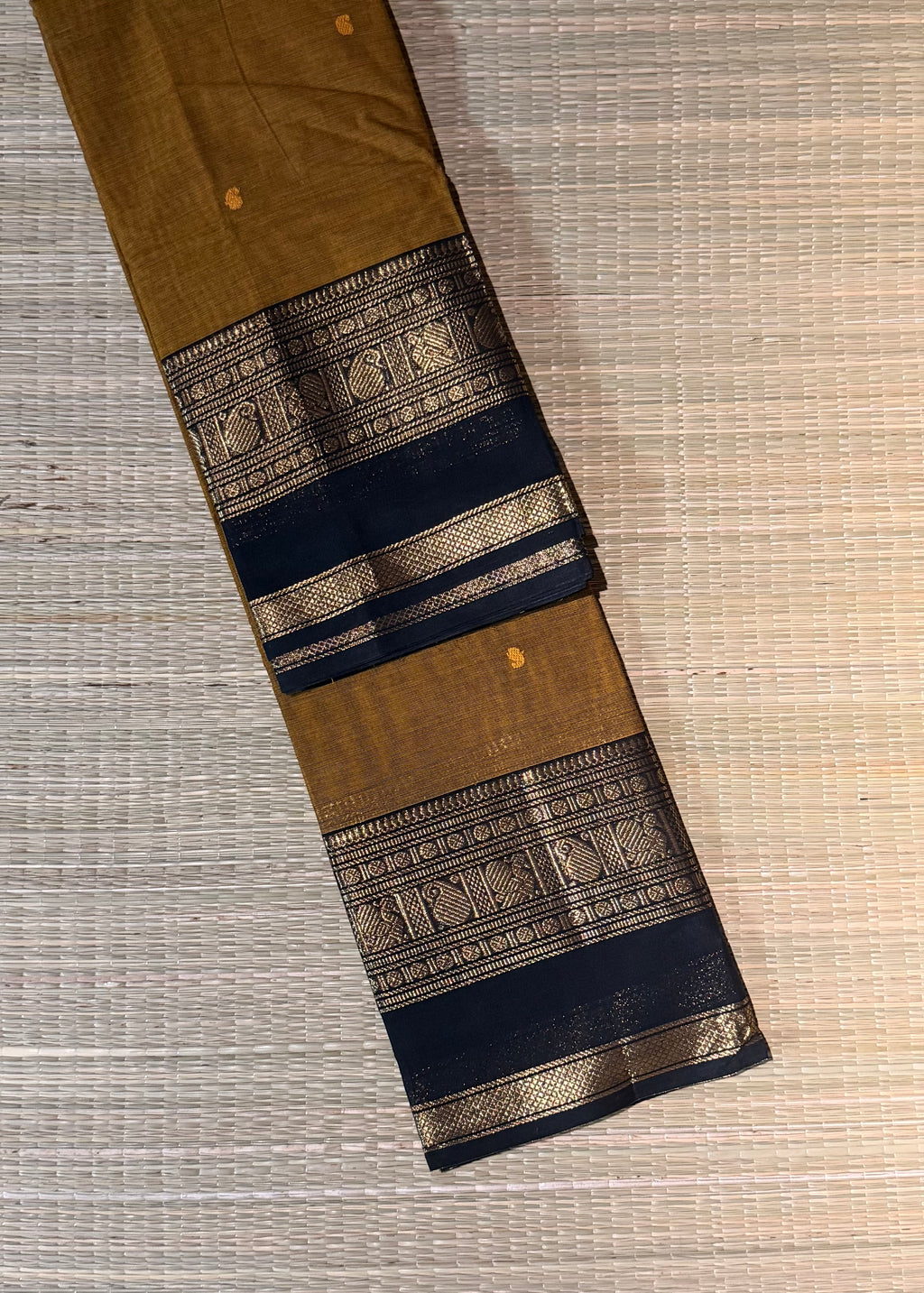 Premium Zari Kanchi Cotton Saree