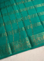 Traditional Madurai Sungudi Cotton Saree With Blouse Piece